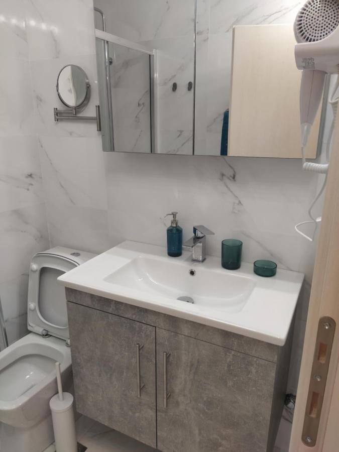 Apartamento Athina Pantheon Mitropoleos Tesalónica Exterior foto