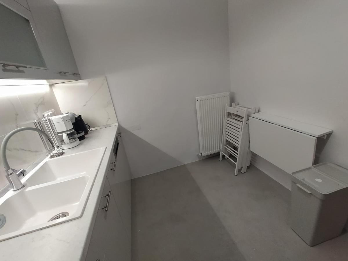 Apartamento Athina Pantheon Mitropoleos Tesalónica Exterior foto