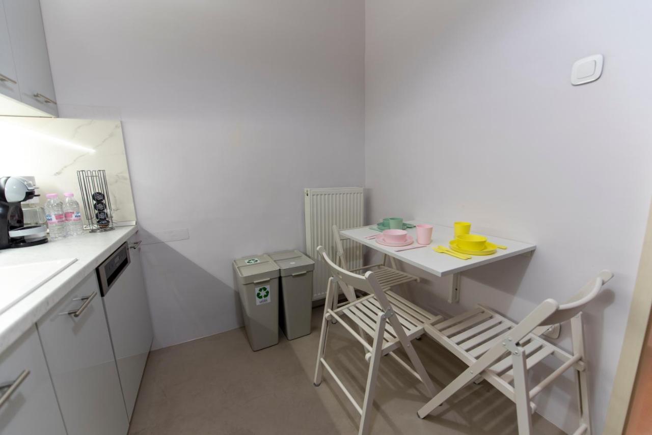 Apartamento Athina Pantheon Mitropoleos Tesalónica Exterior foto